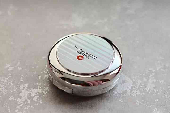 当下最火爆的9款气垫粉底,气垫粉底排行榜前十名套盒