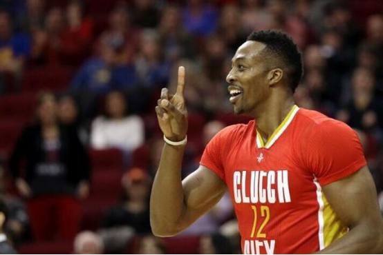 不会运球的大中锋,不会变向的中锋