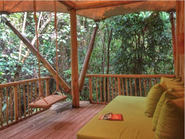 衣冠不整恕不招待厨师,衣冠不整不让进的饭店