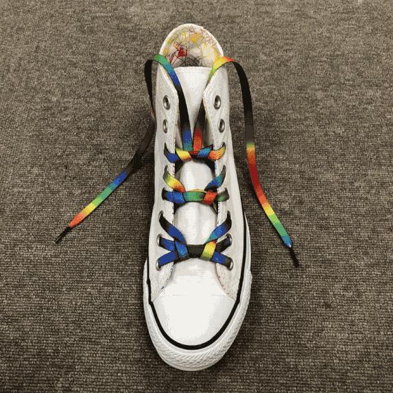 今年最流行黑鞋系鞋带方法,耐克椰子鞋花式系鞋带方法