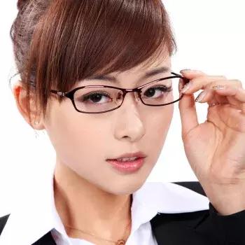 近视眼可以考驾照吗轿车,近视能学b2吗