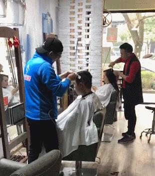 搞笑gif姑娘你这智商真是堪忧,搞笑gif孩子你这是在践踏我的智商