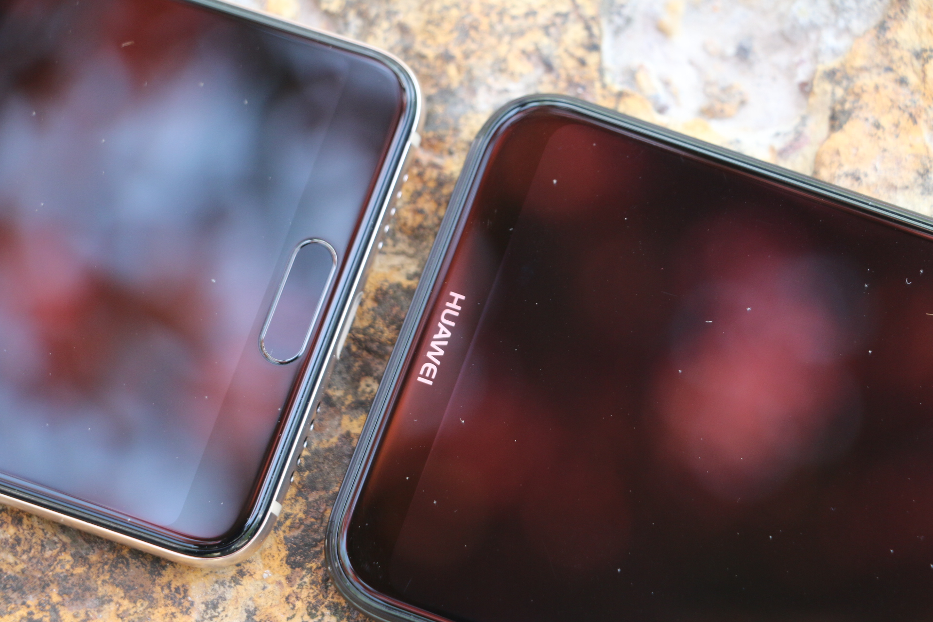 华为p20香槟金和宝石蓝哪个好看,极光色或成潮流华为p20开箱图赏