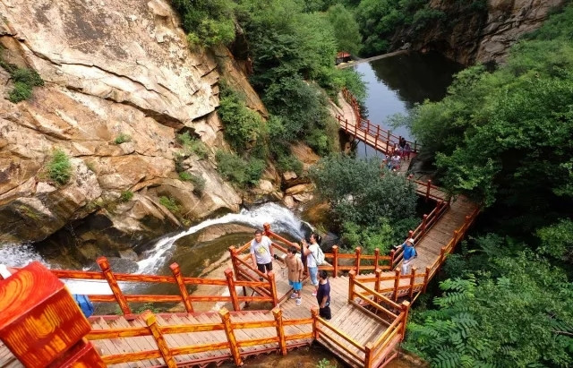 五一北京密云清凉谷玻璃栈道,密云清凉谷游玩照片