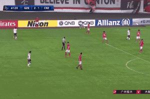 权健抢毛巾,抢毛巾大战