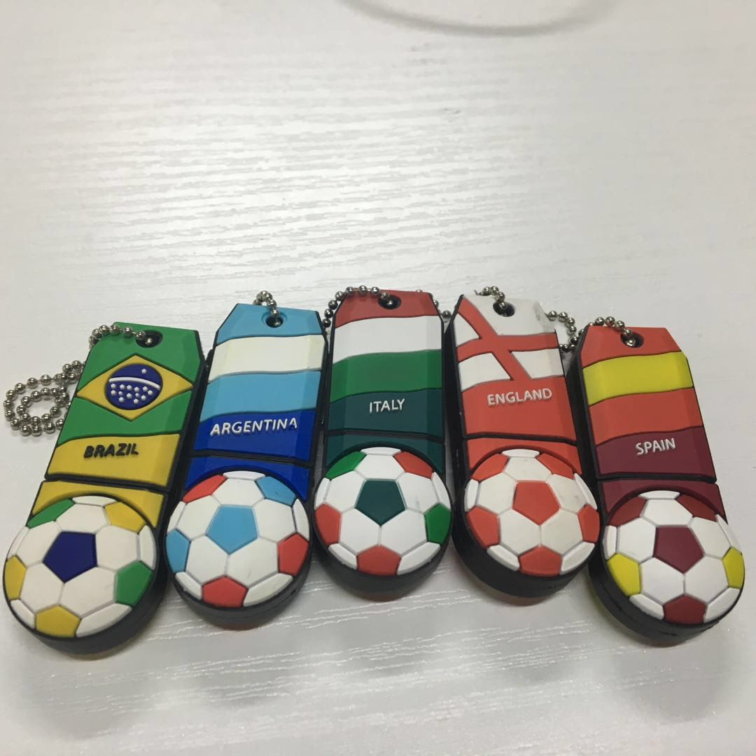 高光十年c罗梅西,球星一般咋赚钱