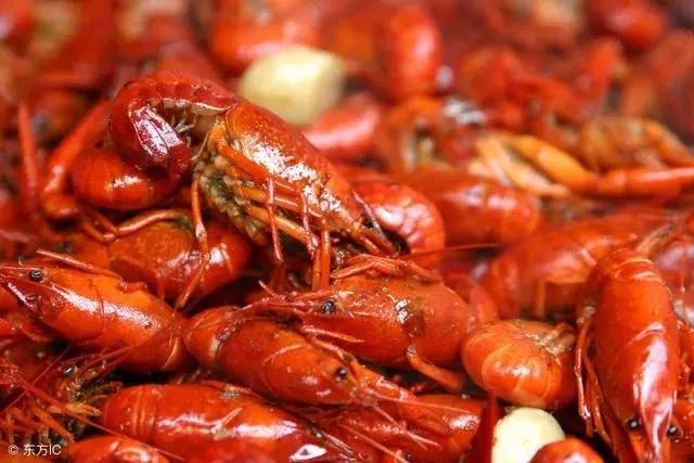 武汉大学校园里有哪些美食,武汉各高校美食一条街