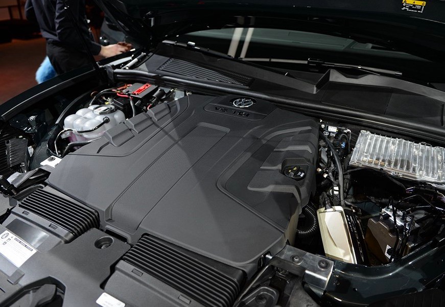 保时捷卡宴减重,新款卡宴和新款途锐