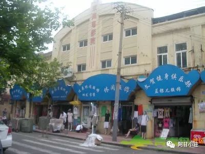 青岛哪几家电影院有情侣座,青岛大光明电影院的历史