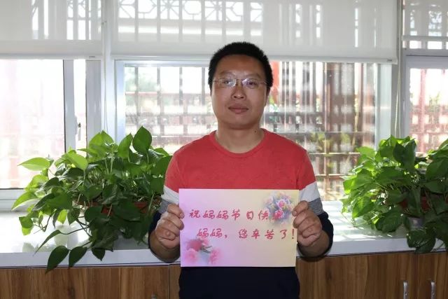 母亲节特辑献给妈妈的歌,关于母亲节的康乃馨