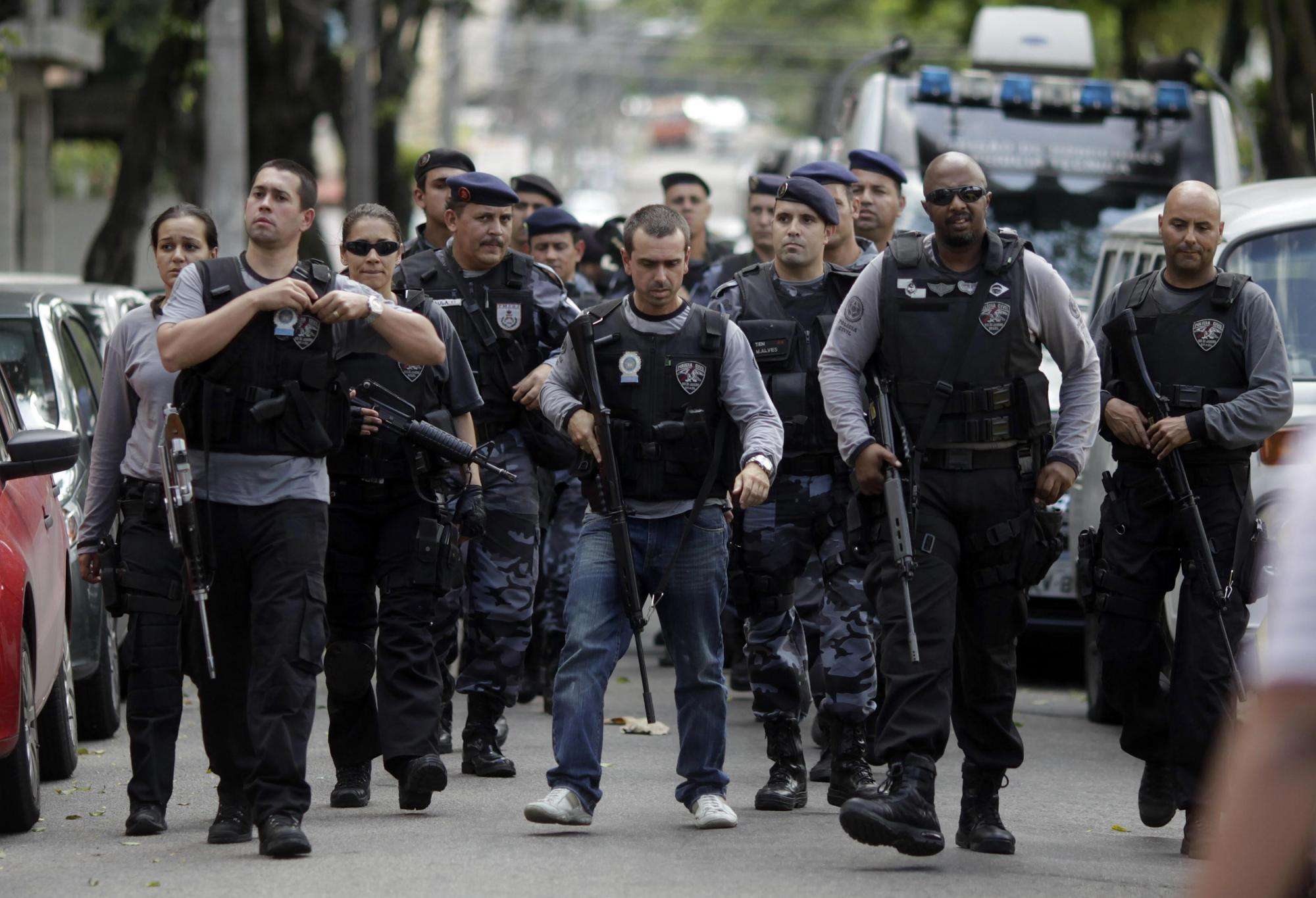 美国警察为啥不是公务员,美国警察有必要当吗