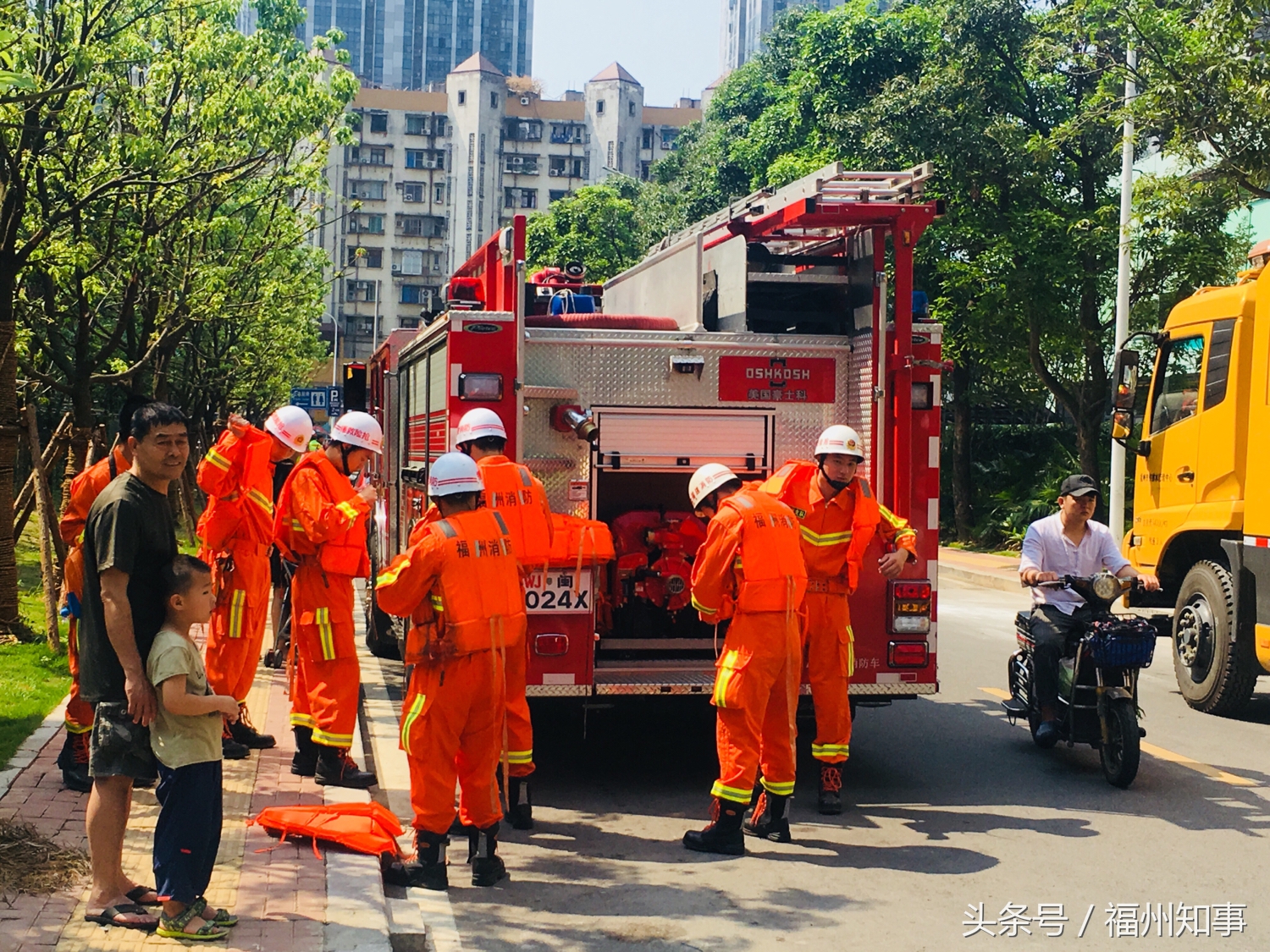 上海市最新防汛通知,上海防汛工作报道