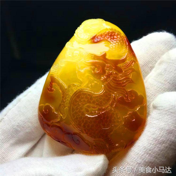 佩戴蜜蜡手串对人体有什么好处,原石蜜蜡对人体有啥好处