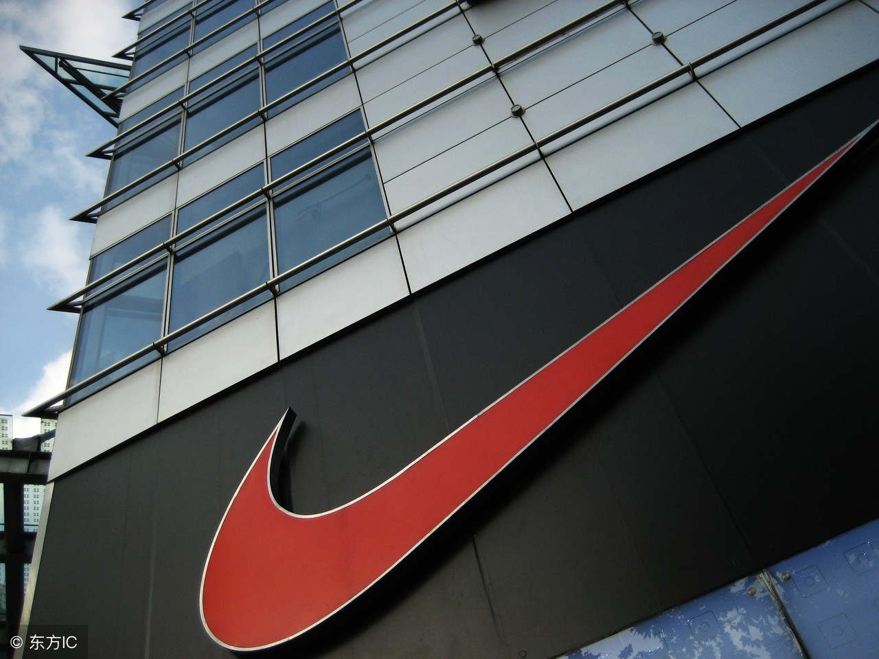耐克创意发明,耐克疯狂创造