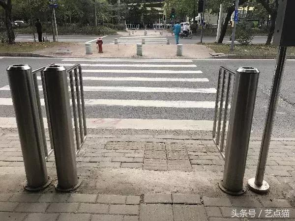 中国式过马路危险吗,中国式过马路原因