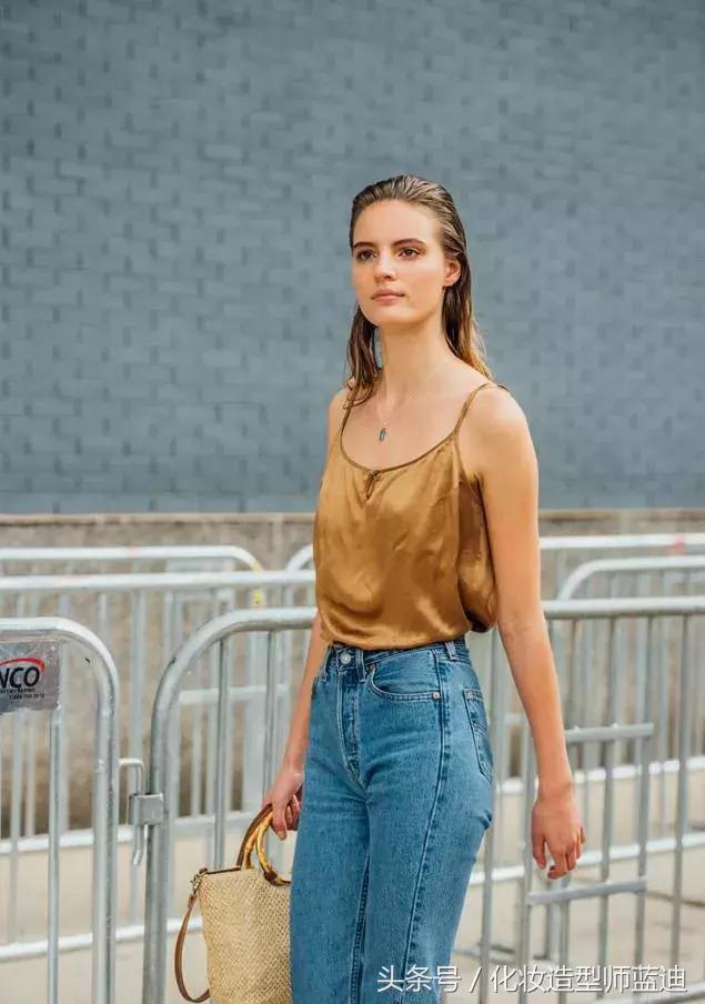 适合夏季的色彩穿搭,适合夏天的配色