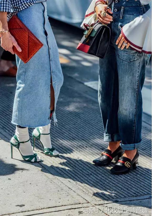 适合夏季的色彩穿搭,适合夏天的配色