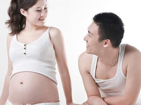 孕期伤害到胎宝的表现,孕期怎么知道胎宝不舒服