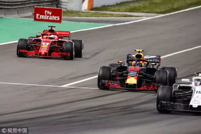 梅奔vs红牛法拉利,f1红牛梅奔法拉利