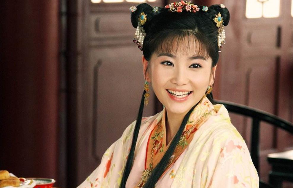 新红楼梦史湘云和林黛玉的关系,林黛玉与史湘云为什么差异那么多