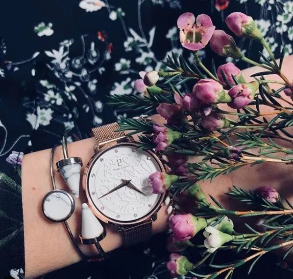 除了dw还有啥粉底液值得入手,除了机械表还有哪些手表值得购买