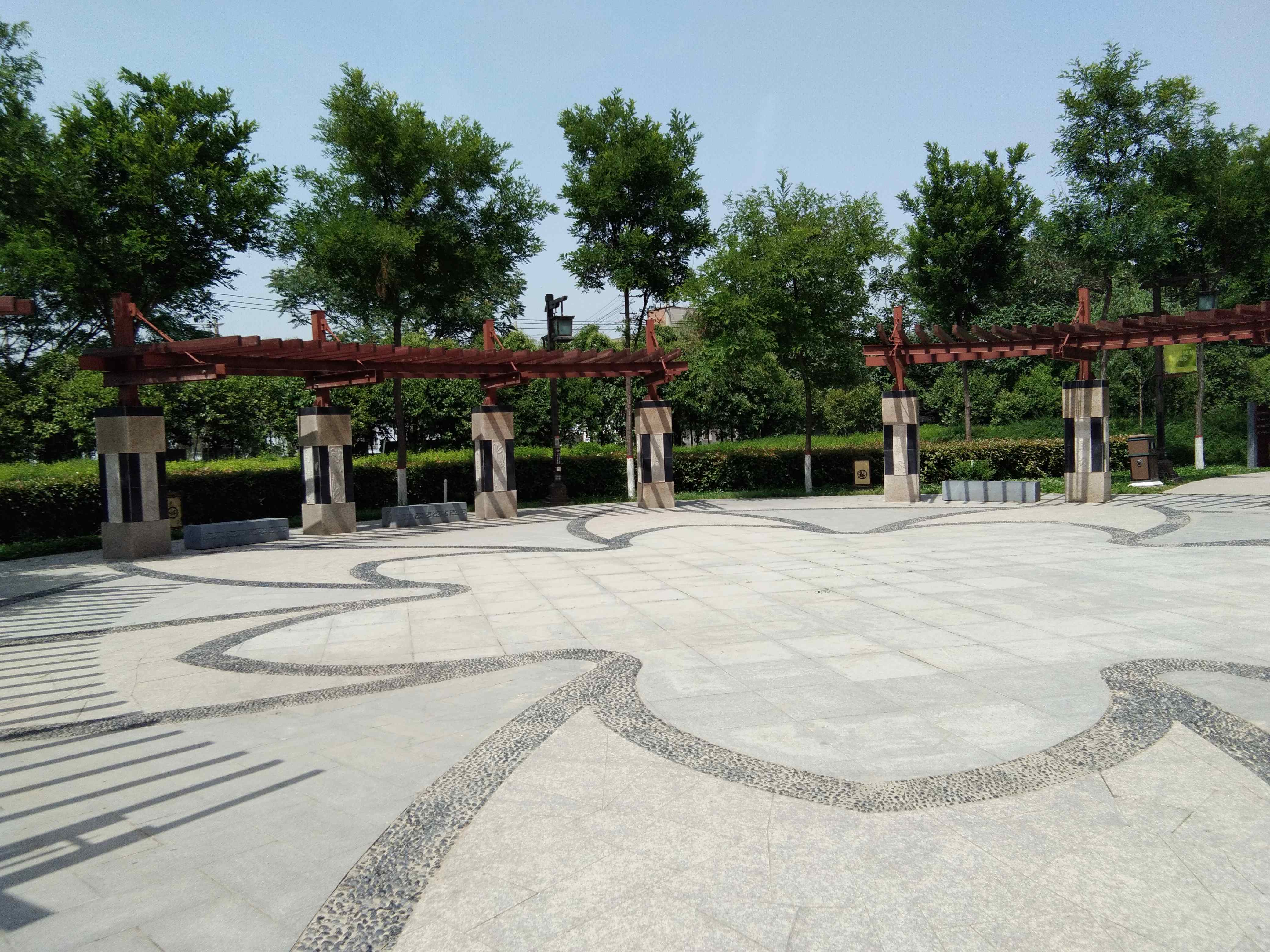 脚踏汉城湖公园全程!感受汉武辉煌!