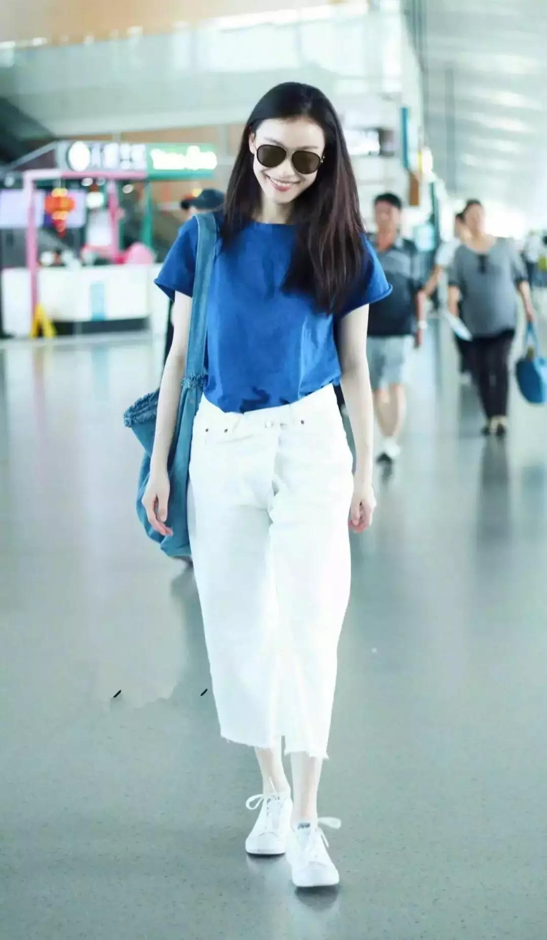 显瘦阔腿裤百搭秋季,最好穿的白色显瘦阔腿裤