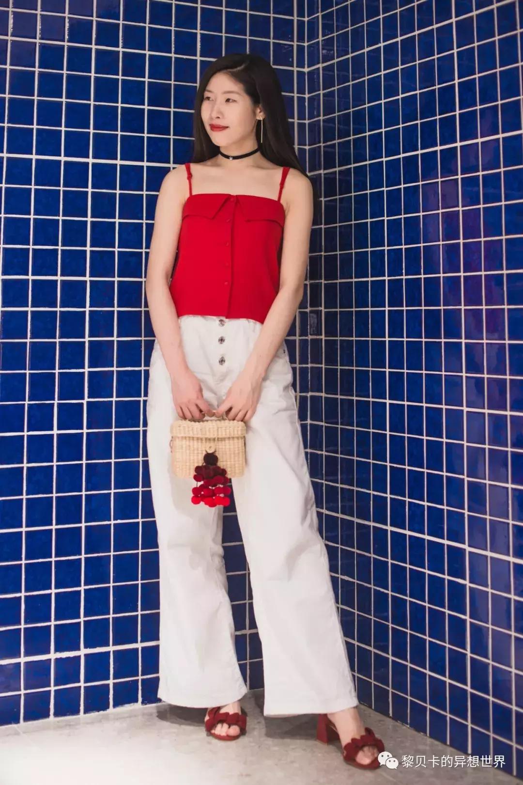 显瘦阔腿裤百搭秋季,最好穿的白色显瘦阔腿裤