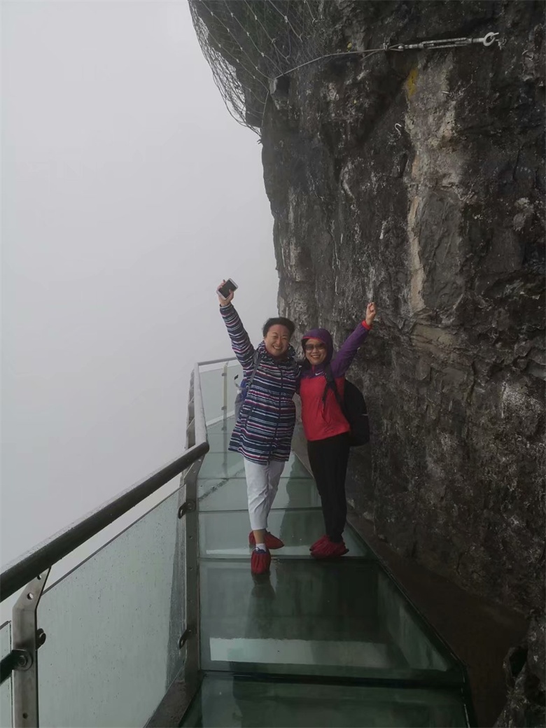 香港人组团游张家界,姐妹相约张家界三日游