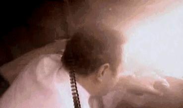 川航机长首次露面，亲述“空中浩劫”惊魂经历：副机长半个身子被吸出窗外、温度骤降外加强风力袭击……