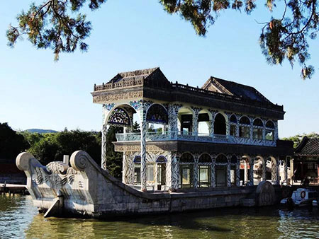 亭台楼阁轩榭廊舫一体的房子,人造亭台楼阁轩榭廊舫靓丽夺目