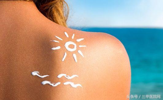 脸上有斑斑点点晒斑,怎么预防脸上起斑斑点点