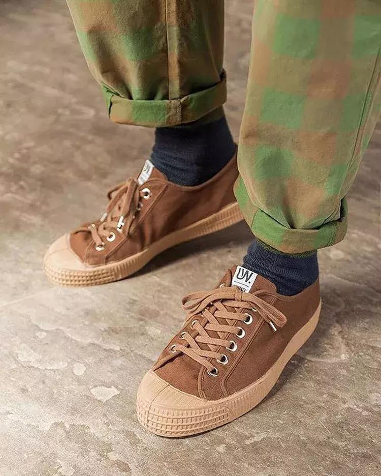 帆布鞋防脏,防撞帆布鞋