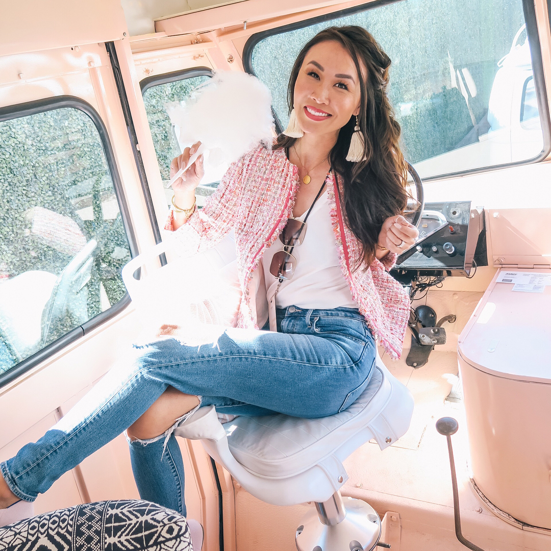 破洞牛仔裤的穿搭技巧学生党,破洞牛仔裤怎么穿搭新款