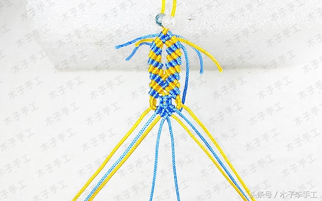 小爱心手链编织视频,女生红绳手链编辑教程