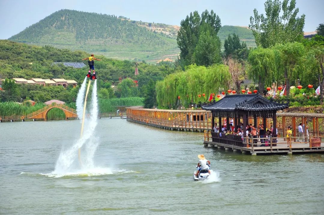 端午节我们要划龙舟还要干什么呢,端午节划龙舟的地方在哪里