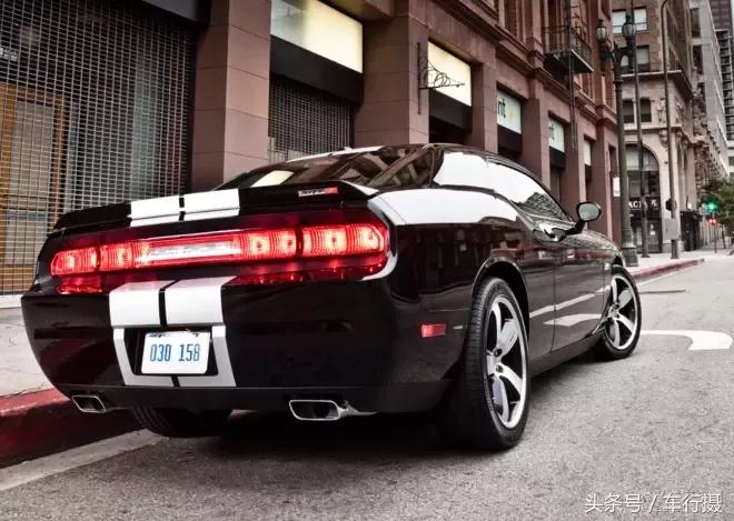 道奇挑战者新款旧款对比,道奇挑战者怀旧款有什么亮点