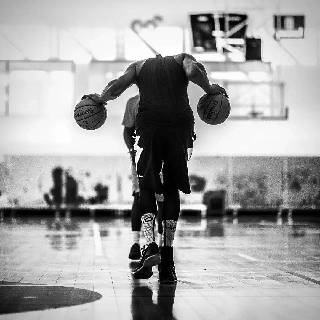 打好篮球必须具备的几点,想打好篮球必须要学会哪些