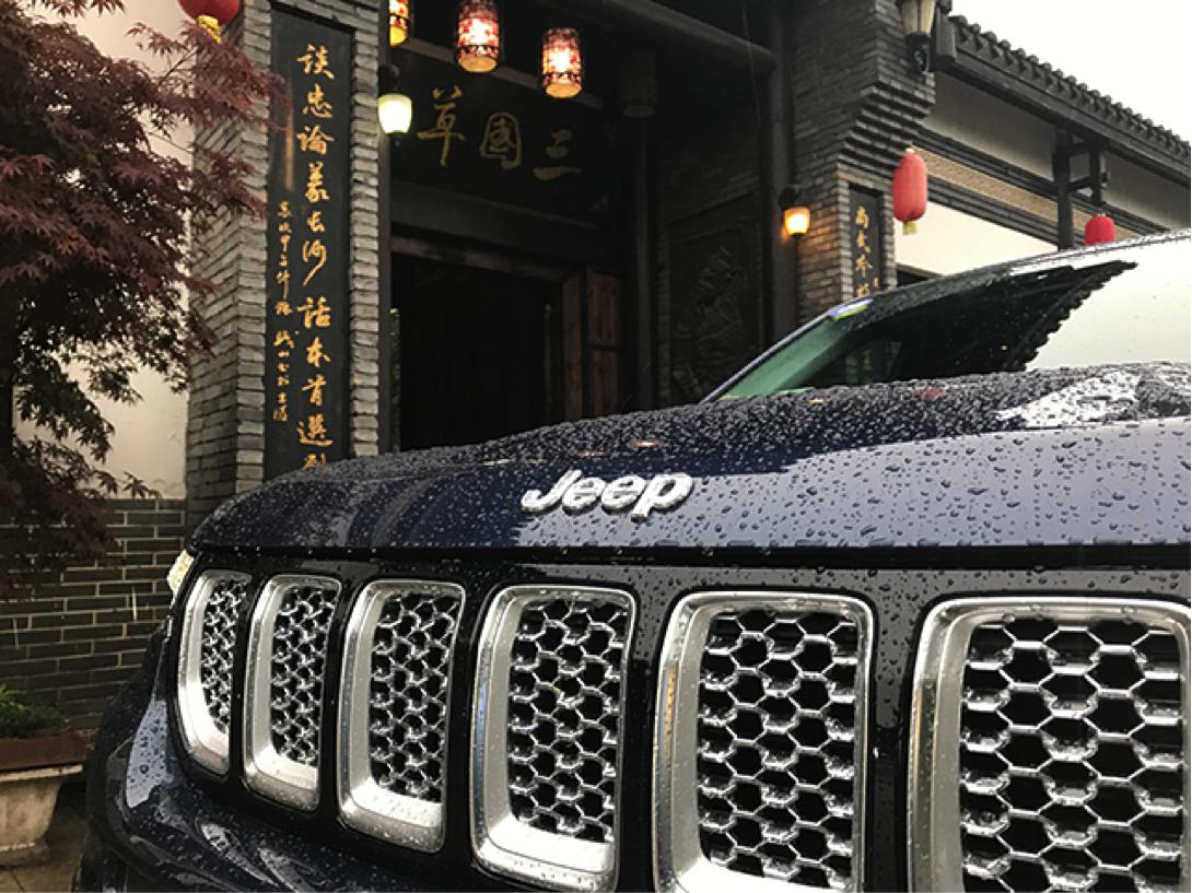 jeep大指挥官对比大众途昂,jeep大指挥官与途达