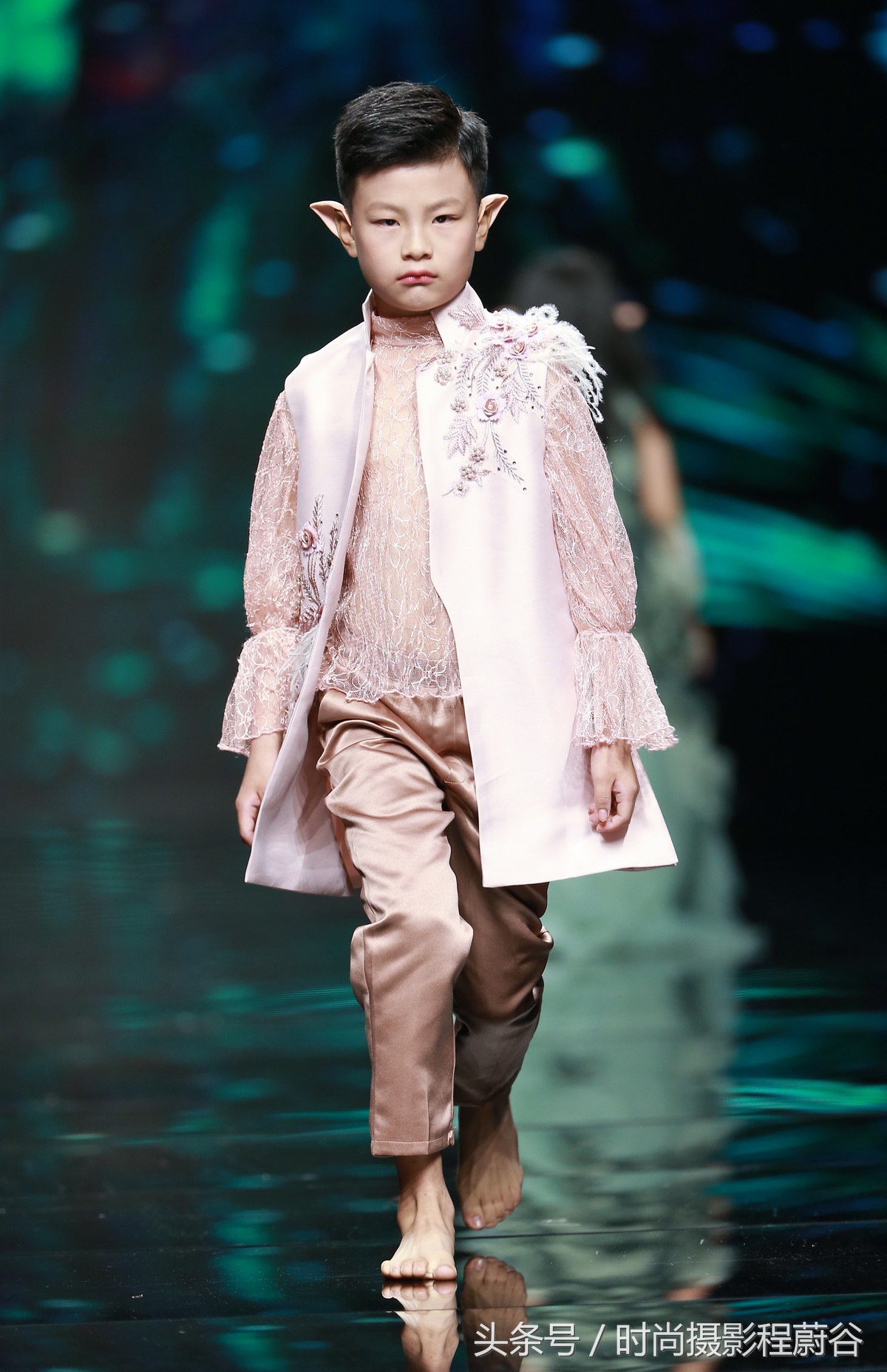 2021aw杭州国际时装周,2018aw上海时装周mode展