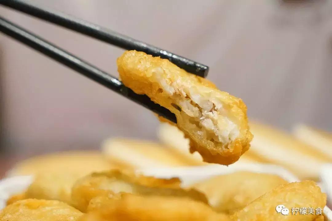 这家店很“丑”,还有一碗脏脏面