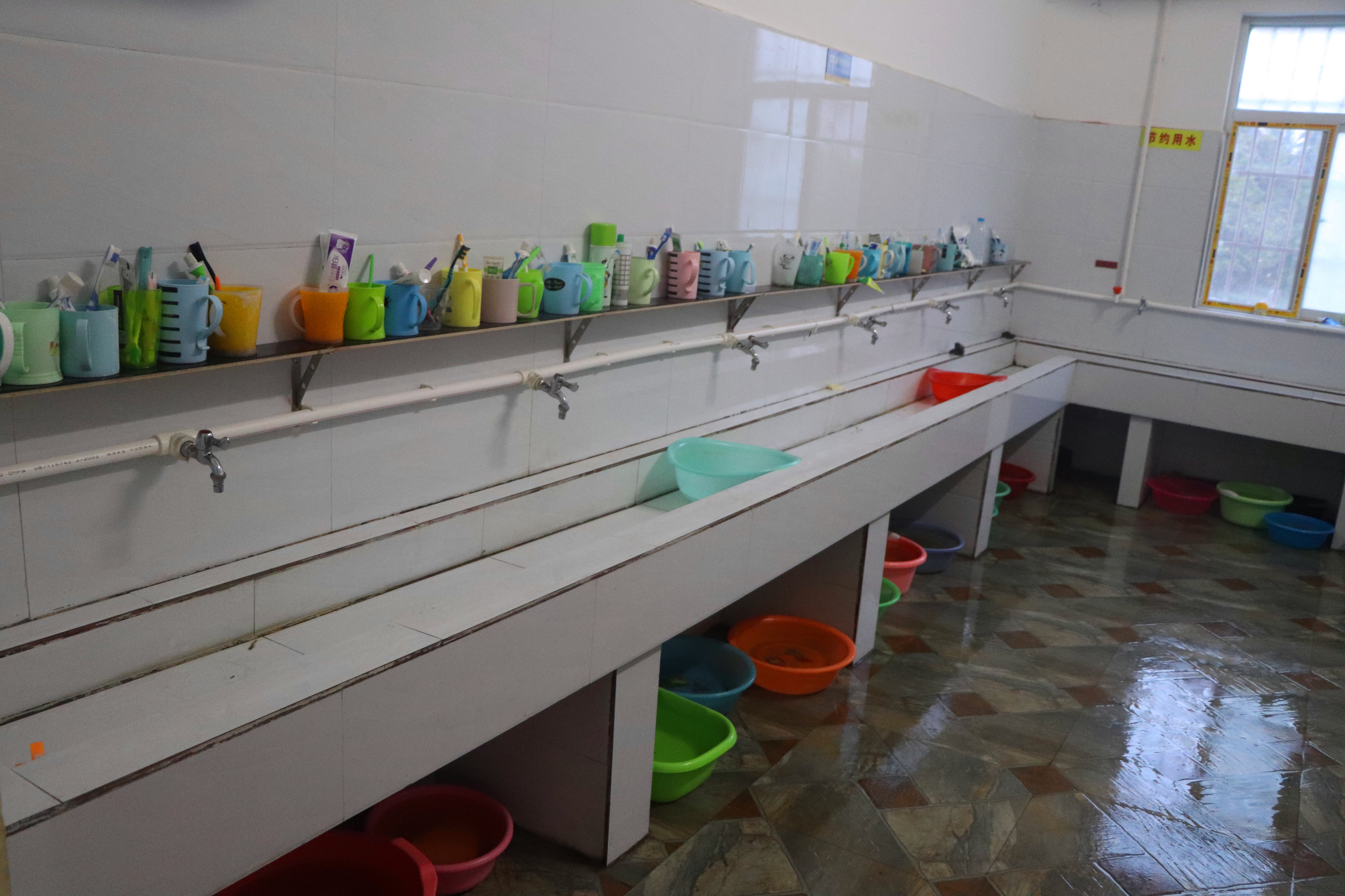 明港留守家园，有个美丽的园长想对您说