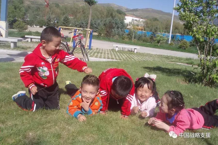 沟里的星光桥边有所长征小学你还记得吗？