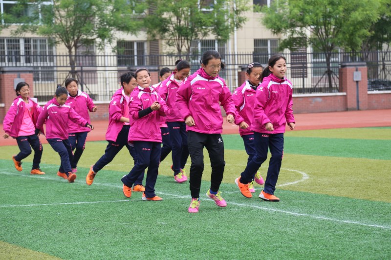 即墨小学足球,龙山中心小学足球