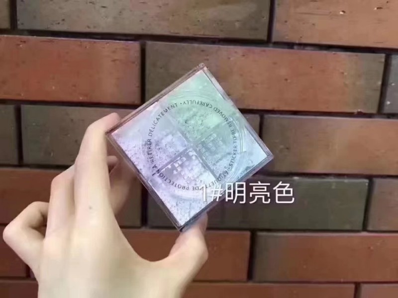 皮肤干燥脱妆的小妙招,夏天出油脱妆用什么产品