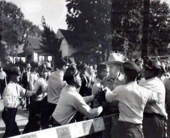 小石城种族隔离事件,种族隔离措施