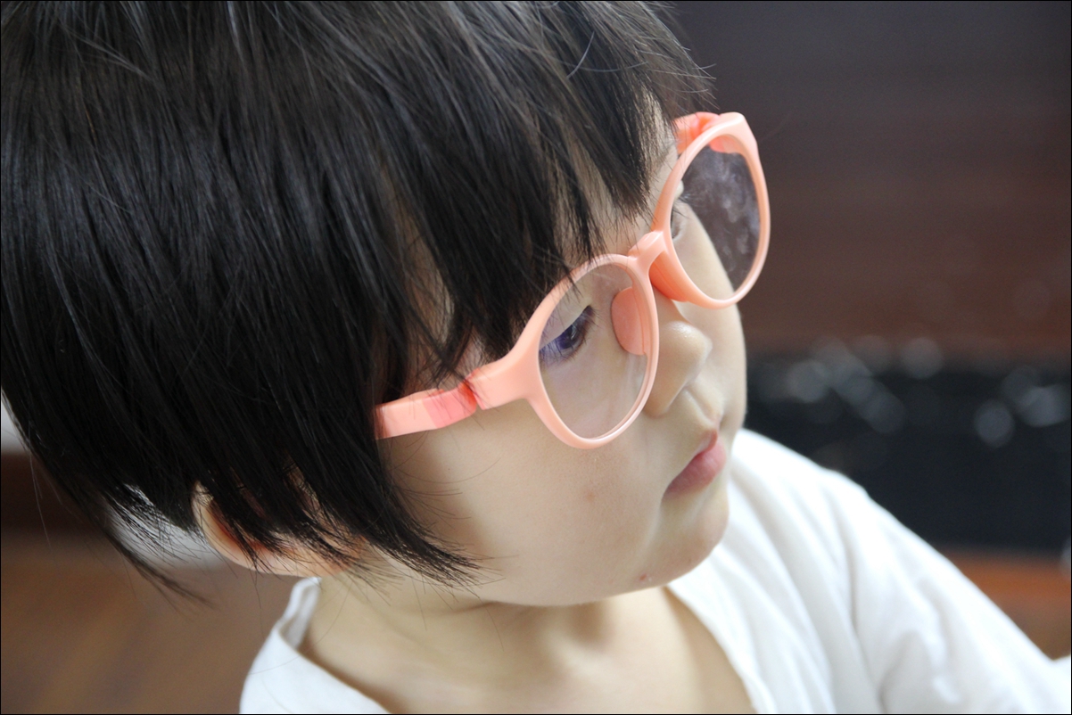 给幼儿讲爱护眼睛,给孩子讲爱护眼睛的知识