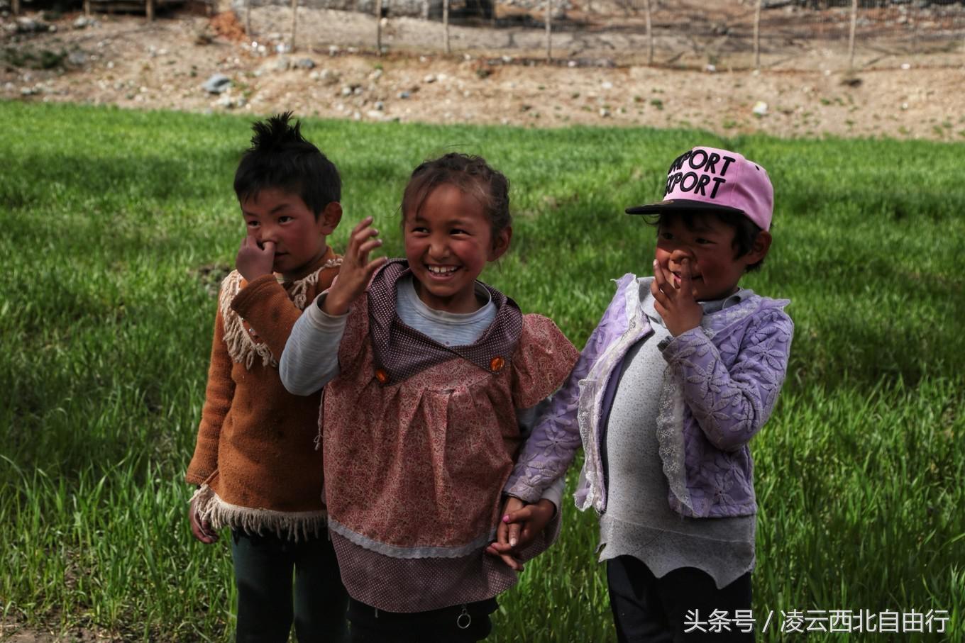 行，为寻三生三世桃花，却爱上了*藏西**的那抹蓝