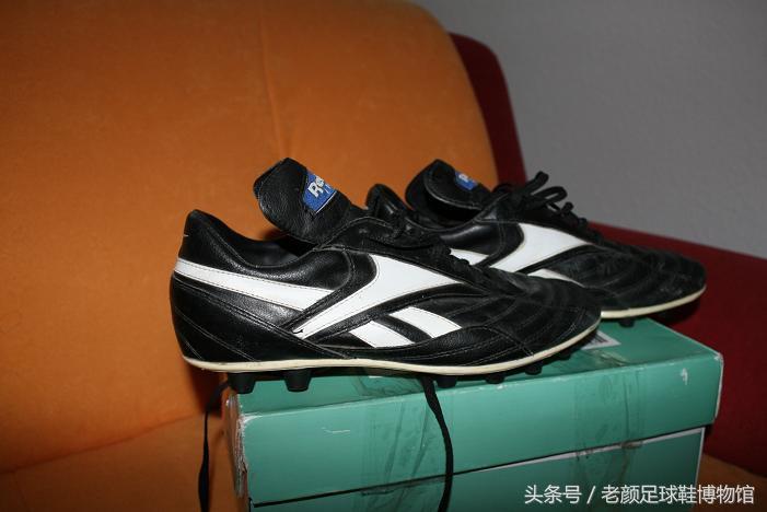 02年世界杯足球鞋回顾,世界杯最火前十的足球鞋