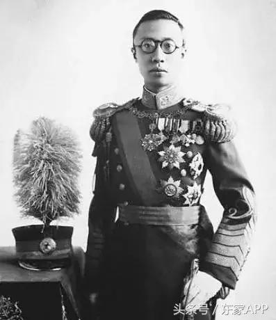 从雍正到溥仪经历几代,从雍正到宣统玉堂春瓶